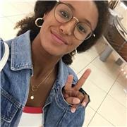 Studentessa di Medicine and Surgery, in pari con gli esami, offre ripetizioni a studenti di scuole medie e superiori